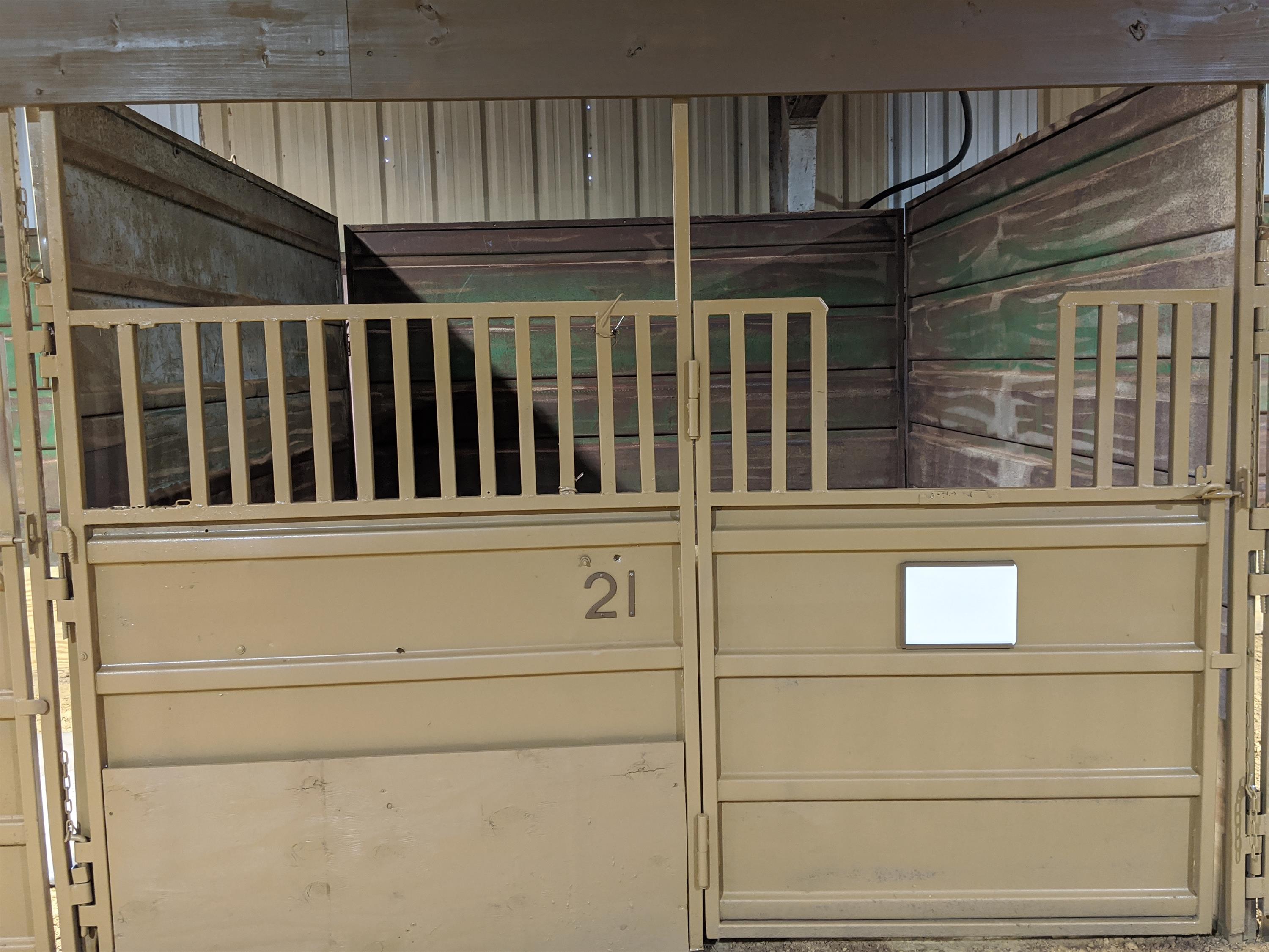 325 Barnes Bridge Road - Stall 21