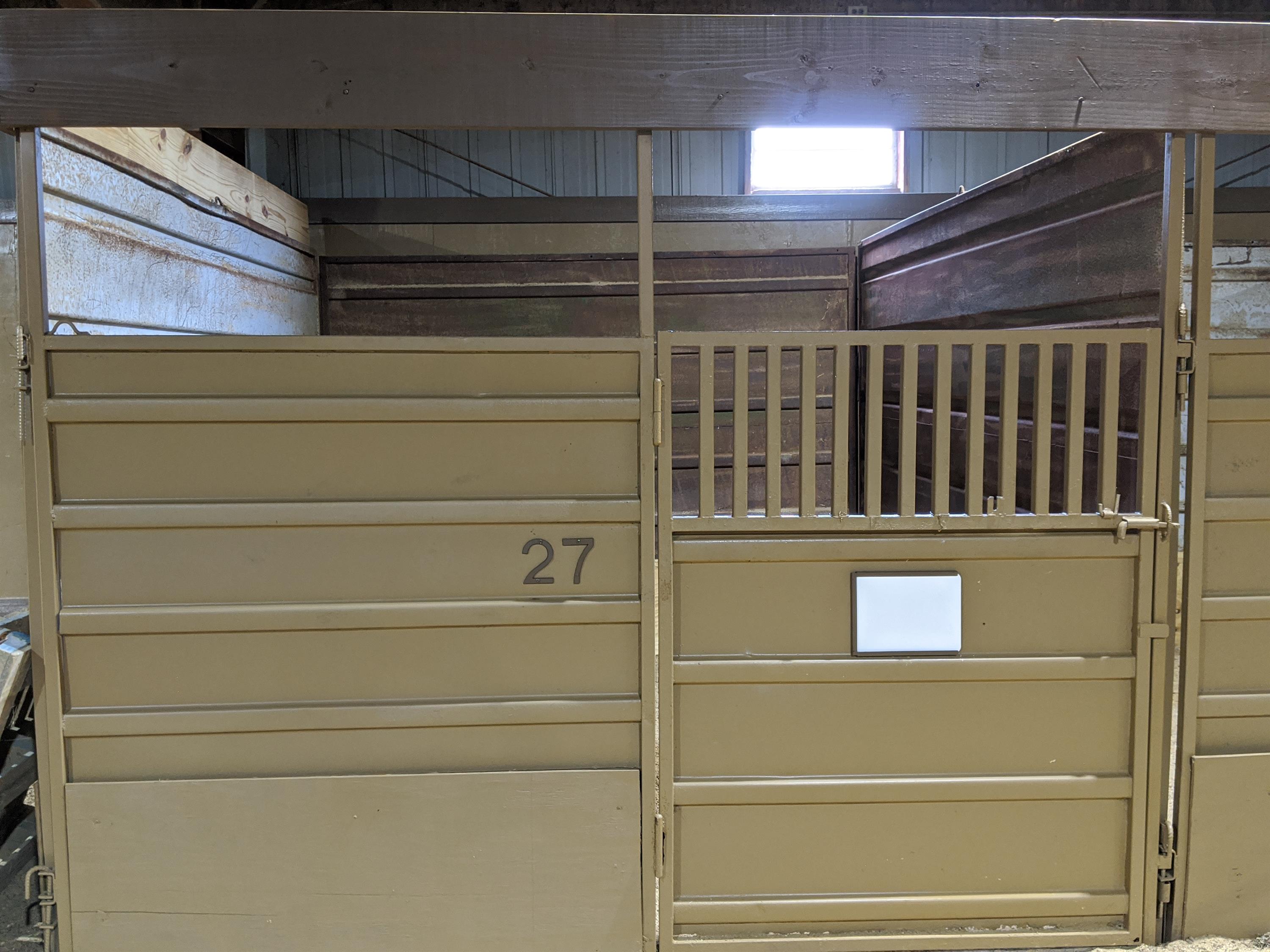 325 Barnes Bridge Road - Stall 27